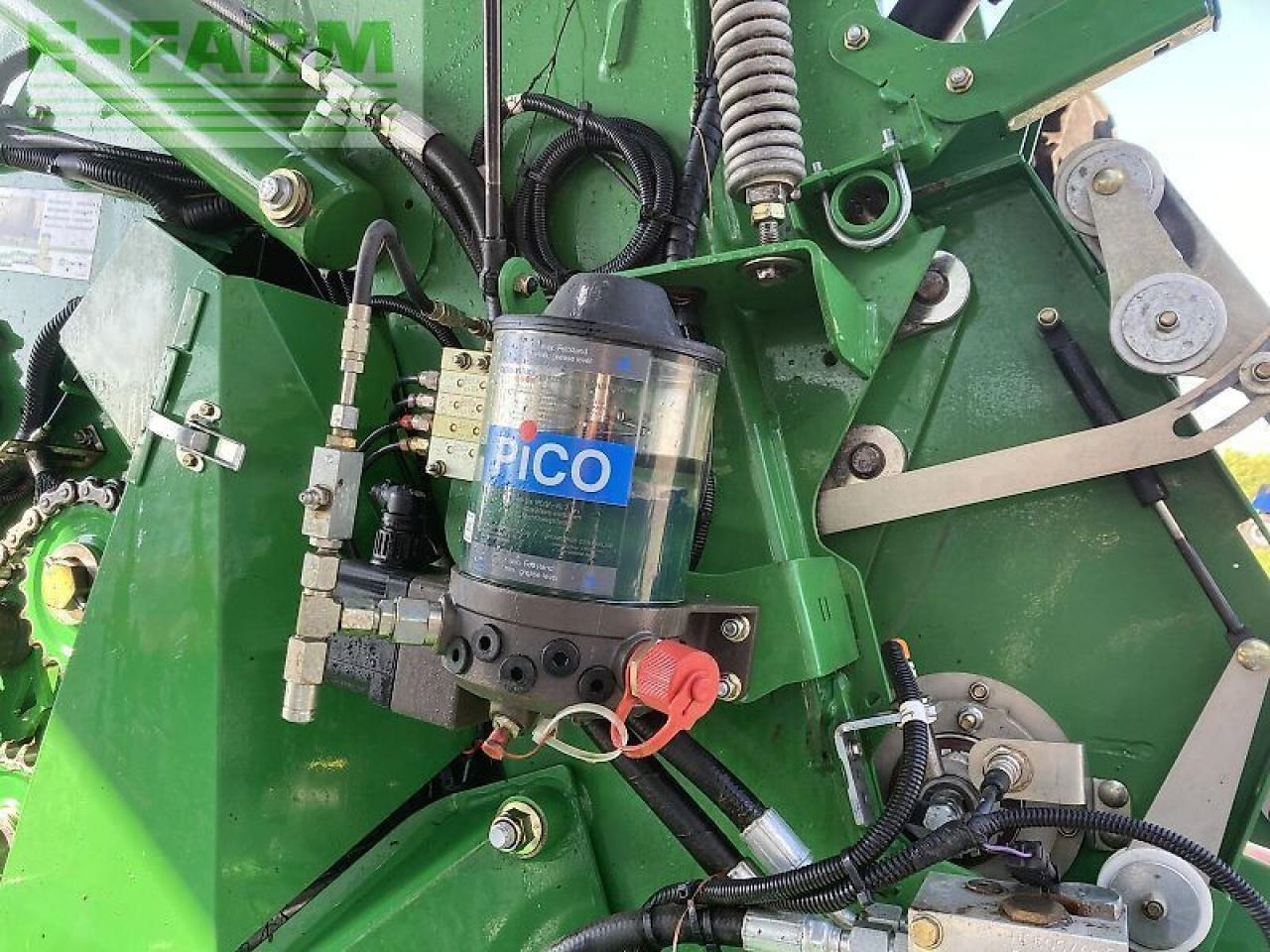 Square baler John Deere 960: picture 20