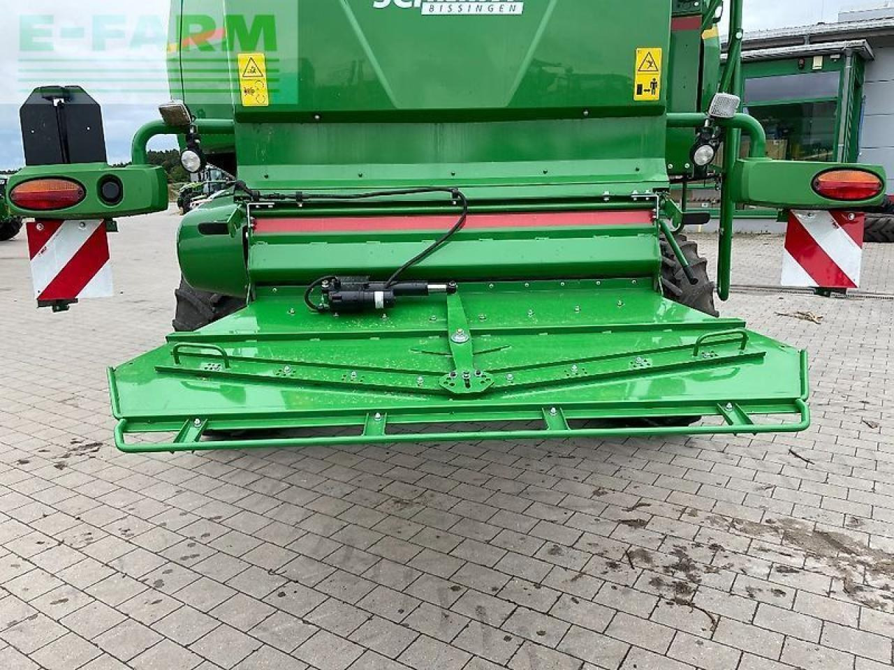 Combine harvester John Deere t560: picture 8