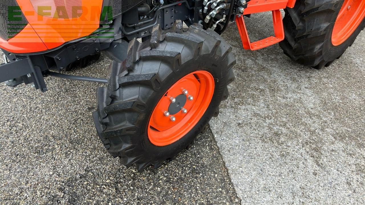Farm tractor Kubota L1-382: picture 7