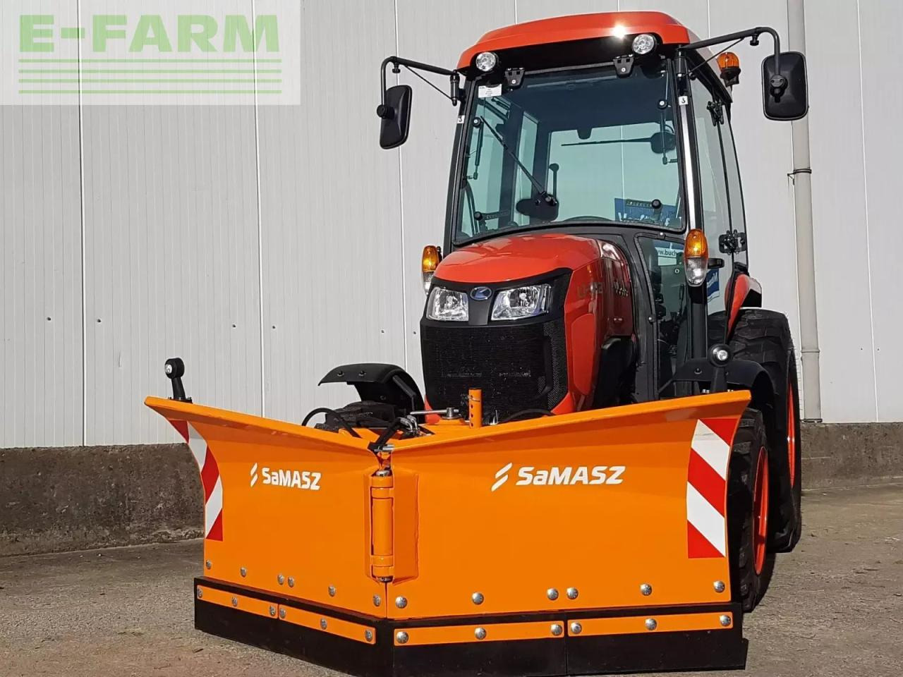 Farm tractor Kubota l1-382 winterdienstpaket: picture 11