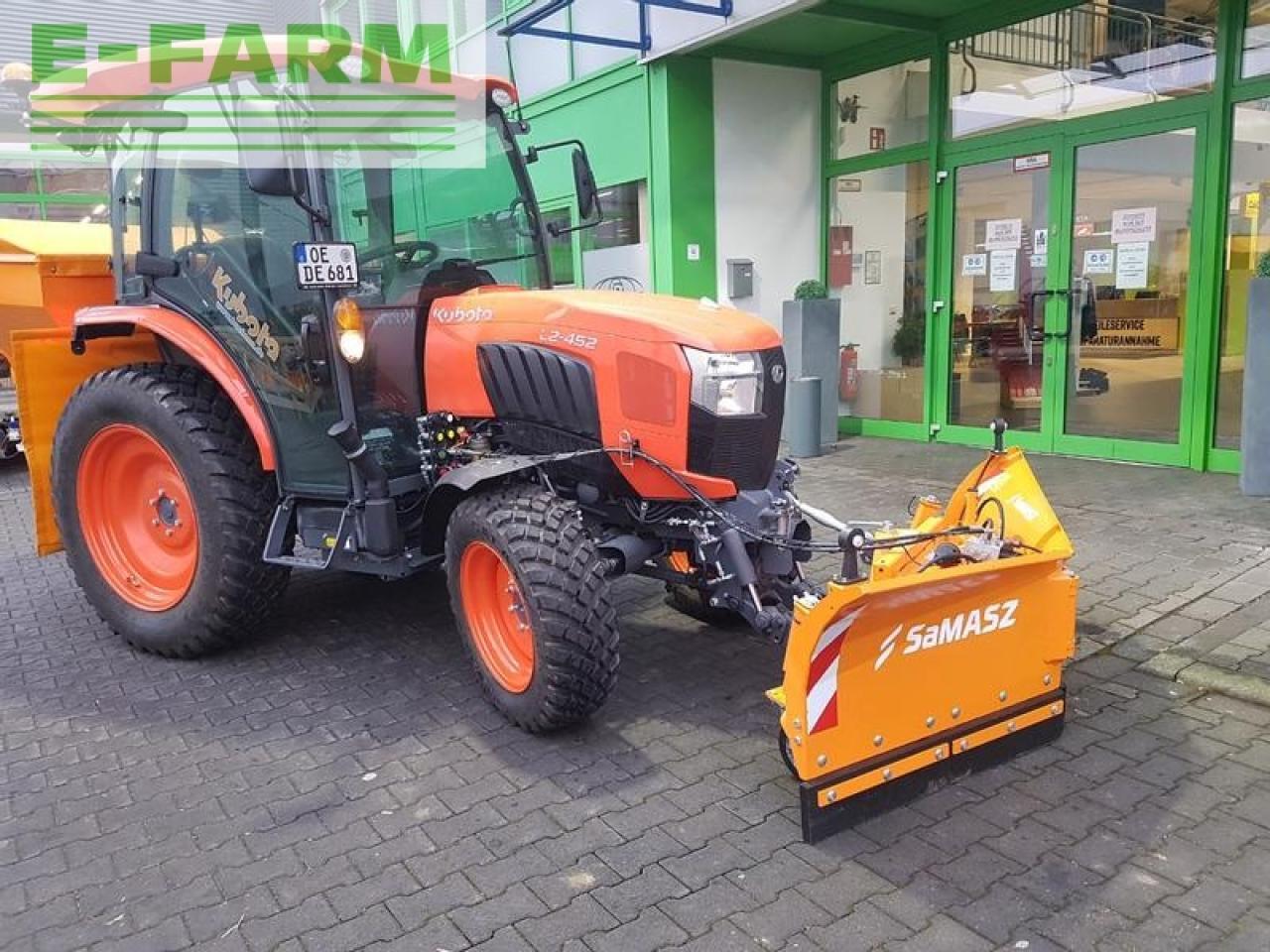 Kubota l2-452 - Farm tractor: picture 4 Kubota l2-452 - Farm tractor: picture 4