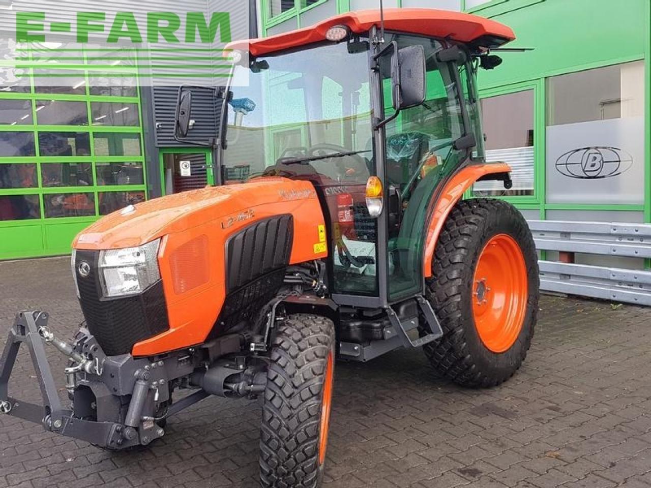 Kubota l2-452 - Farm tractor: picture 3 Kubota l2-452 - Farm tractor: picture 3