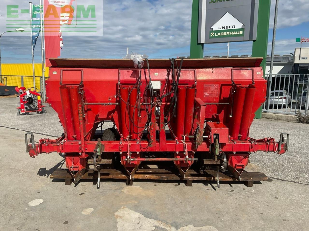 Kverneland UN 3000 - Potato harvester: picture 3 Kverneland UN 3000 - Potato harvester: picture 3