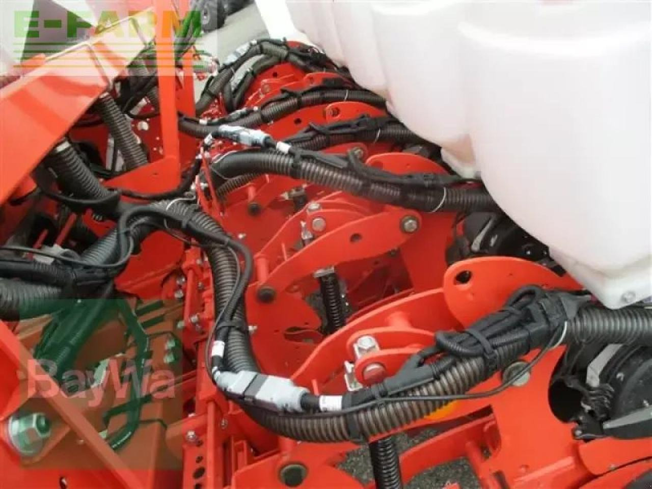 Precision sowing machine Maschio maga 6-reihig gaspardo pneumat: picture 11