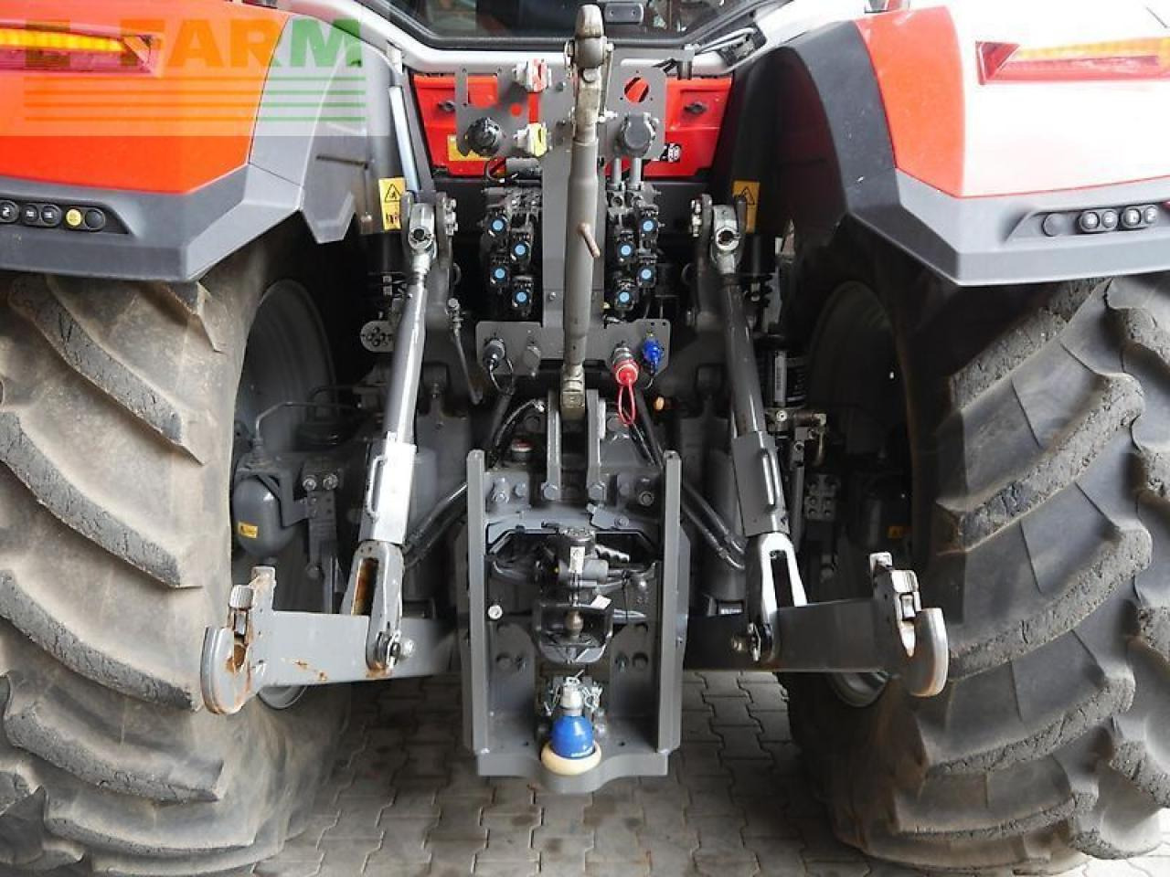 Farm tractor Massey Ferguson 8s.225 dyna-7: picture 7