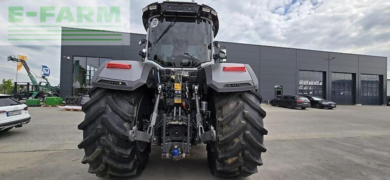 Farm tractor Massey Ferguson 8s.265: picture 18