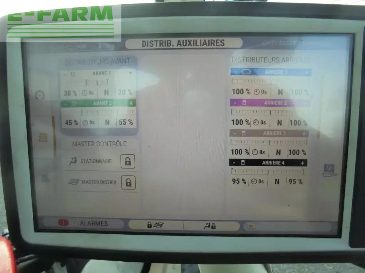 Farm tractor McCormick x7-690p: picture 10