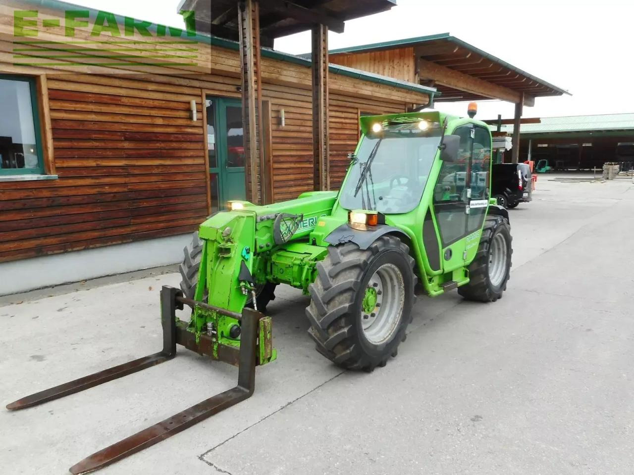 Merlo p32.6 plus ( 2,15 hoch 2,05 breit ) 40 km/h - Telescopic handler: picture 2 Merlo p32.6 plus ( 2,15 hoch 2,05 breit ) 40 km/h - Telescopic handler: picture 2