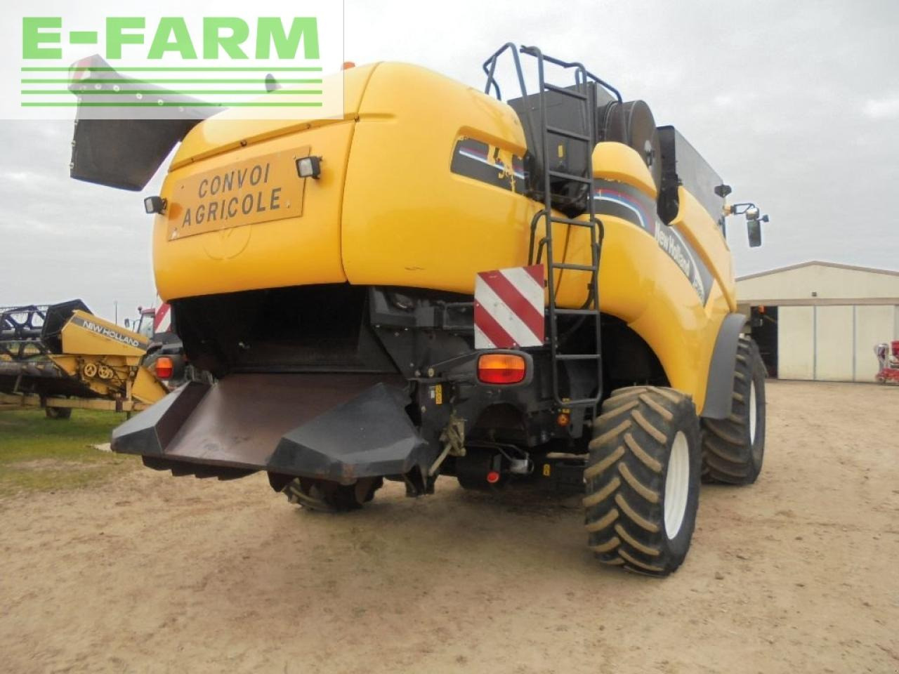 Combine harvester New Holland cx860sl: picture 6
