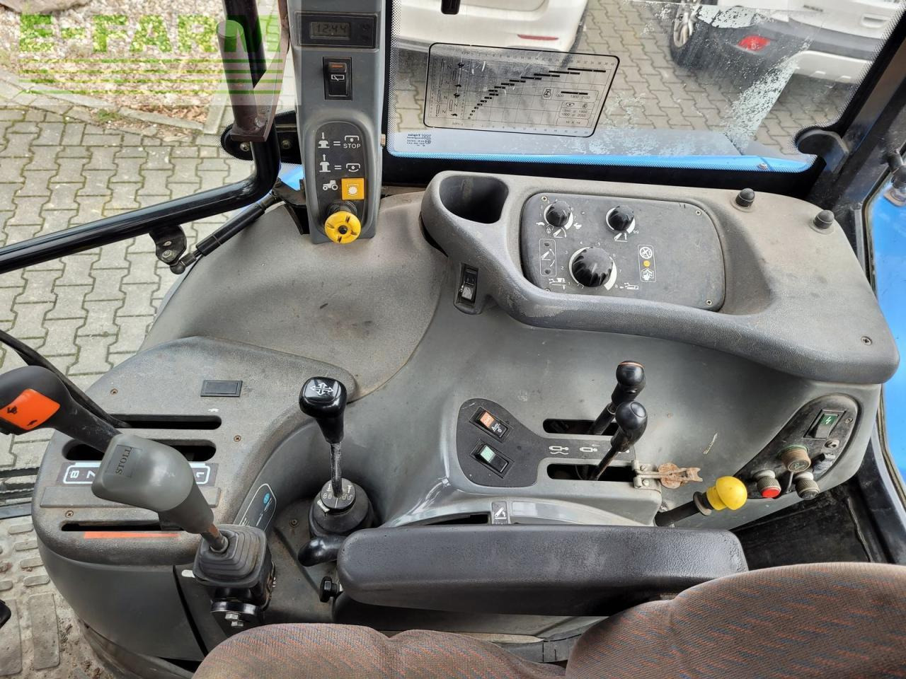 Farm tractor New Holland ts115 / ts 115: picture 7