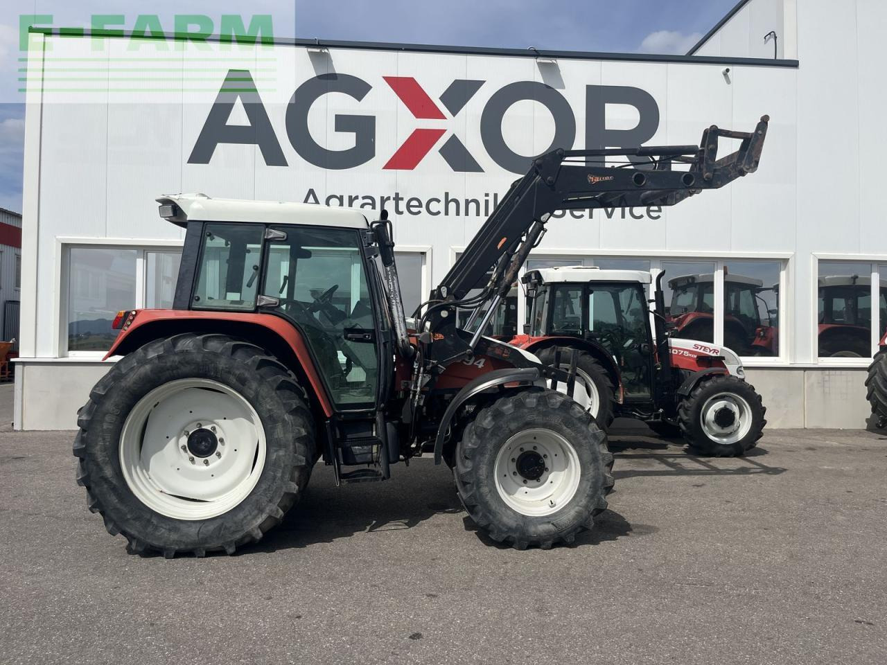Steyr 9094 - Farm tractor: picture 1 Steyr 9094 - Farm tractor: picture 1