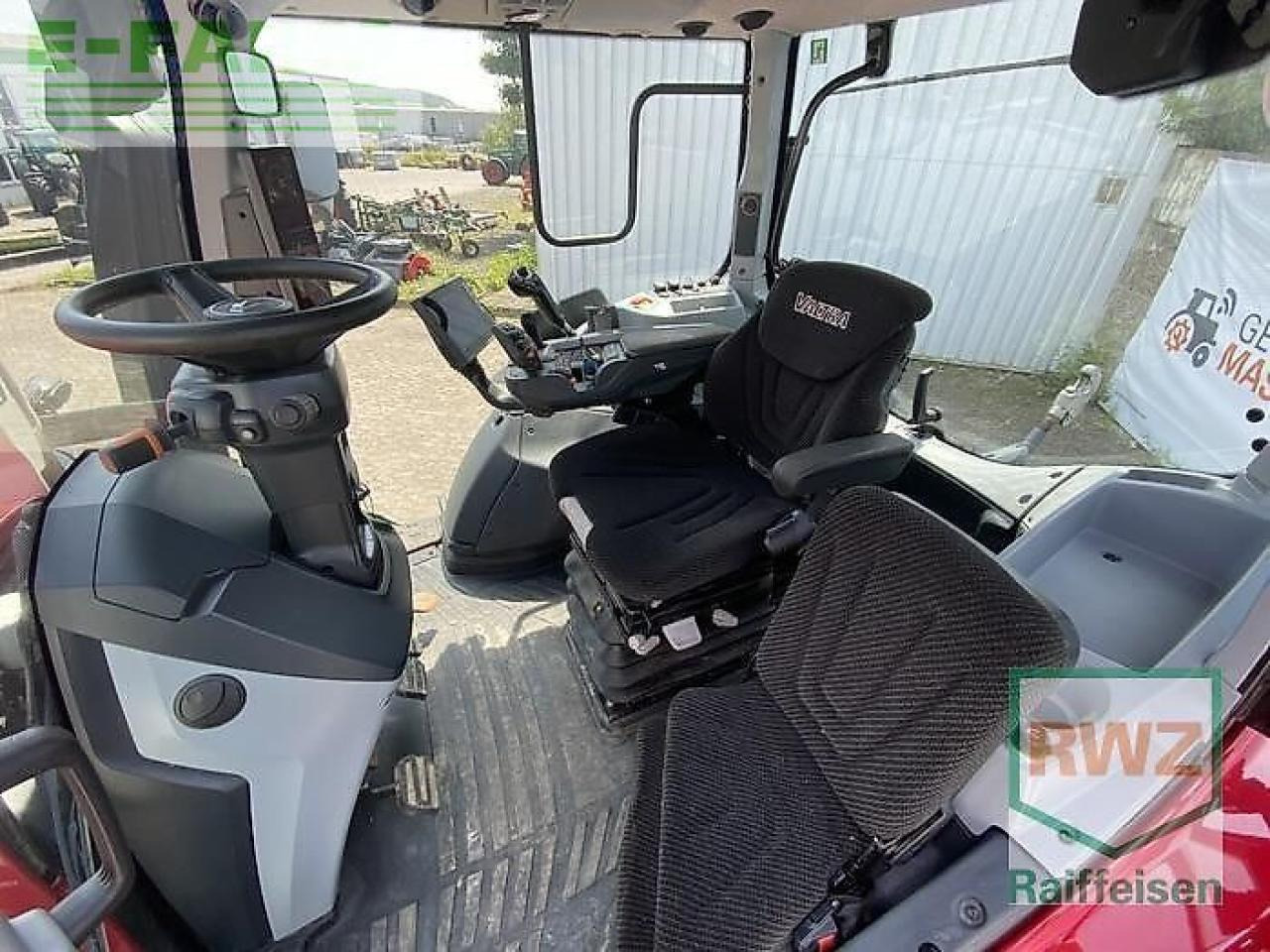 Farm tractor Valtra n135 d schlepper: picture 8