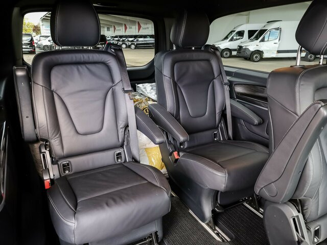 MERCEDES-BENZ EQV 300 Avantgarde,Extralang,6Sitzer,2xKlima,LED... - Passenger van, Electric van: picture 4 MERCEDES-BENZ EQV 300 Avantgarde,Extralang,6Sitzer,2xKlima,LED... - Passenger van, Electric van: picture 4