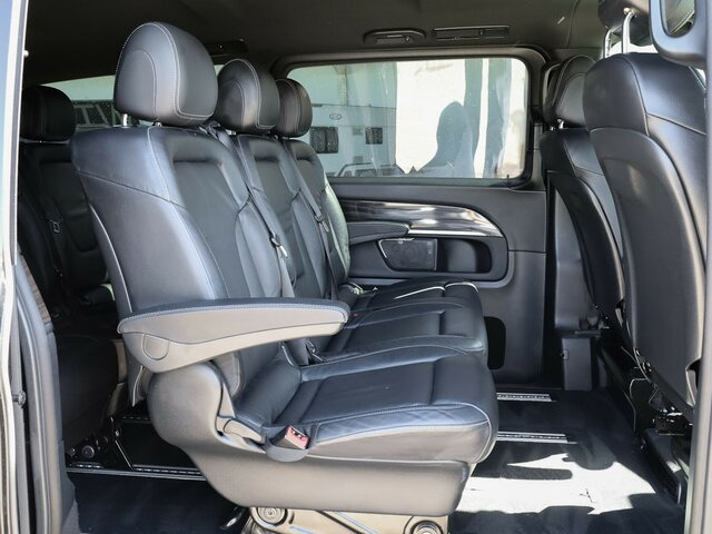 MERCEDES-BENZ EQV 300 Avantgarde,Extralang,8-Sitzer,Taxi Paket... - Passenger van, Electric van: picture 4 MERCEDES-BENZ EQV 300 Avantgarde,Extralang,8-Sitzer,Taxi Paket... - Passenger van, Electric van: picture 4