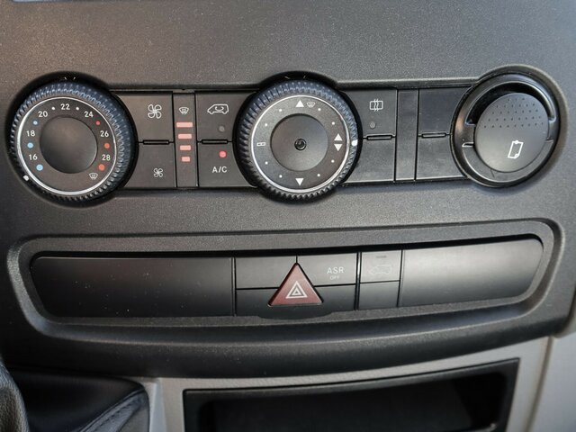 Flatbed van MERCEDES-BENZ Sprinter 316CDI Pritsche,Allrad,Klima...: picture 8 Flatbed van MERCEDES-BENZ Sprinter 316CDI Pritsche,Allrad,Klima...: picture 8