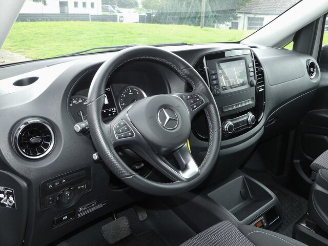 Minibus, Passenger van MERCEDES-BENZ V 220 Marco Polo Activity Edition,Allrad,AHK: picture 6