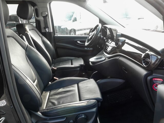MERCEDES-BENZ V 300 Avantgarde Extralang,2xSchiebetür elektr. - Passenger van: picture 3 MERCEDES-BENZ V 300 Avantgarde Extralang,2xSchiebetür elektr. - Passenger van: picture 3