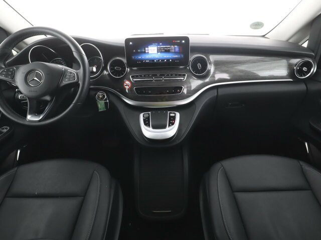 MERCEDES-BENZ V 300 Avantgarde Extralang,Allrad,2Schiebetüren... - Passenger van: picture 2 MERCEDES-BENZ V 300 Avantgarde Extralang,Allrad,2Schiebetüren... - Passenger van: picture 2