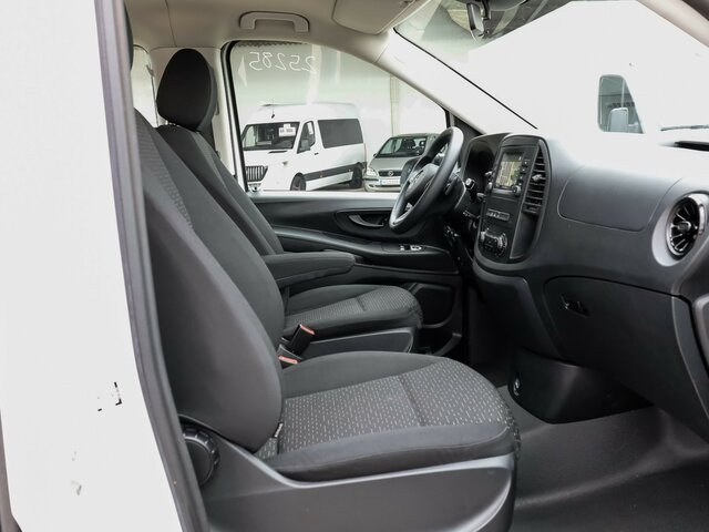 MERCEDES-BENZ Vito 114 TourerPro,Extralang,8Sitzer,Automatik... - Passenger van: picture 3 MERCEDES-BENZ Vito 114 TourerPro,Extralang,8Sitzer,Automatik... - Passenger van: picture 3
