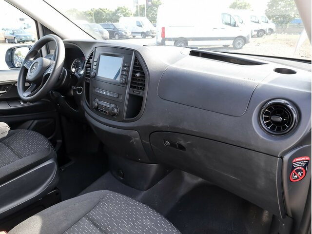 MERCEDES-BENZ Vito 114 TourerPro,Extralang,8Sitzer,Automatik - Passenger van: picture 4 MERCEDES-BENZ Vito 114 TourerPro,Extralang,8Sitzer,Automatik - Passenger van: picture 4