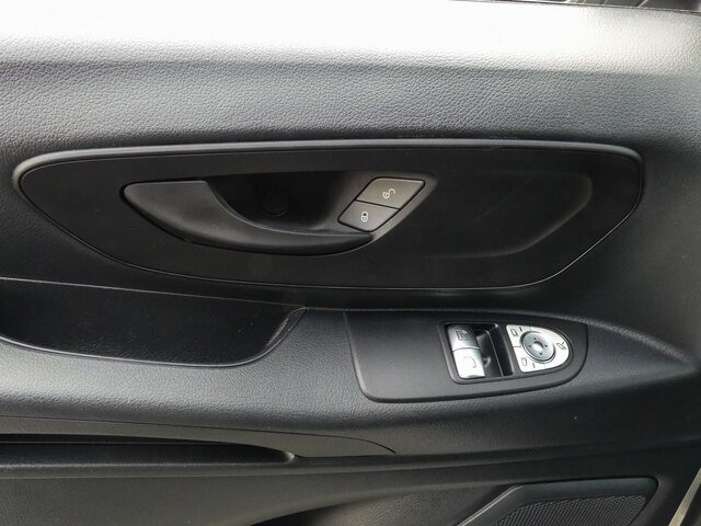 Passenger van MERCEDES-BENZ Vito 116TourerPro ,Extralang,AMF Rollstuhlrampe...: picture 6 Passenger van MERCEDES-BENZ Vito 116TourerPro ,Extralang,AMF Rollstuhlrampe...: picture 6