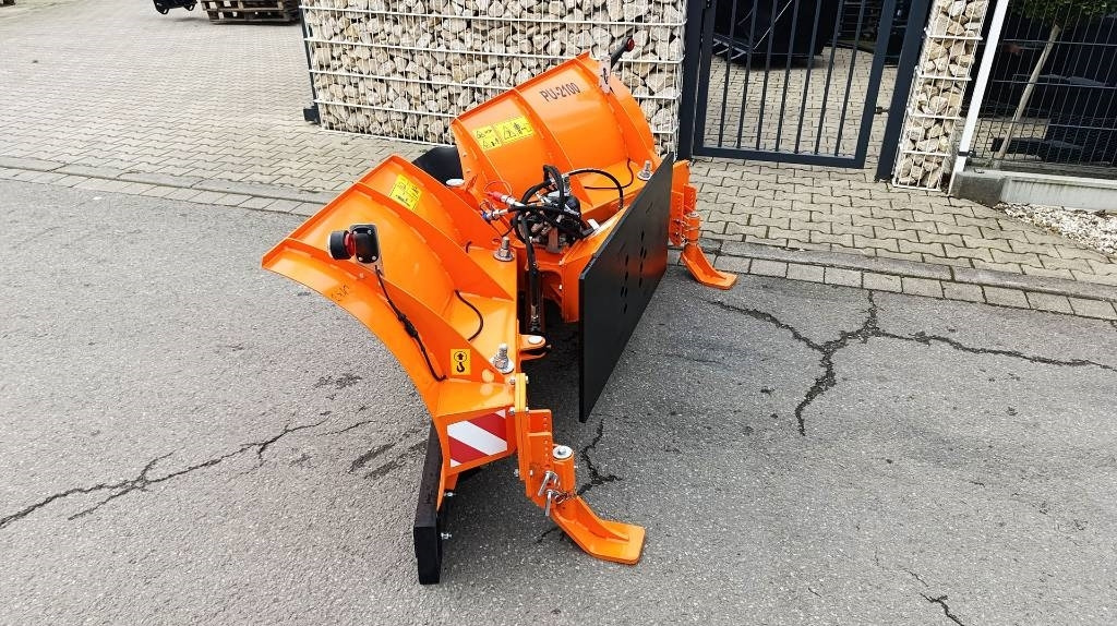 Pflug PU2100 Radlader Dreipunkt Komfort Steuerung - Snow plough for Agricultural machinery: picture 4 Pflug PU2100 Radlader Dreipunkt Komfort Steuerung - Snow plough for Agricultural machinery: picture 4