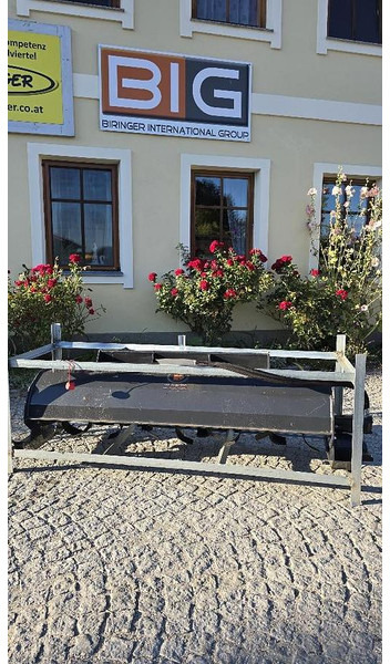 Wolverine Anbaufräse mit Bobcat 115cm Aufnahme TL-12-73 W - Attachment: picture 1 Wolverine Anbaufräse mit Bobcat 115cm Aufnahme TL-12-73 W - Attachment: picture 1