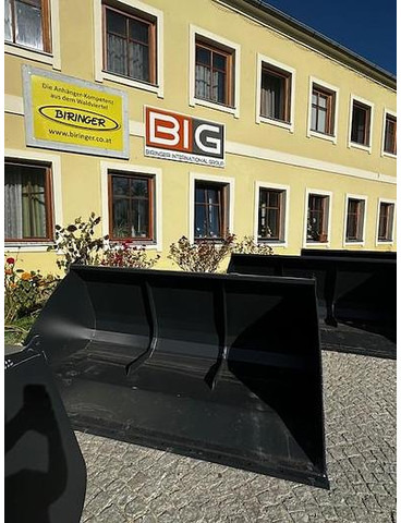 Big Volumenschaufel 250 cm mit Atlas Aufnahme - Bucket: picture 1 Big Volumenschaufel 250 cm mit Atlas Aufnahme - Bucket: picture 1