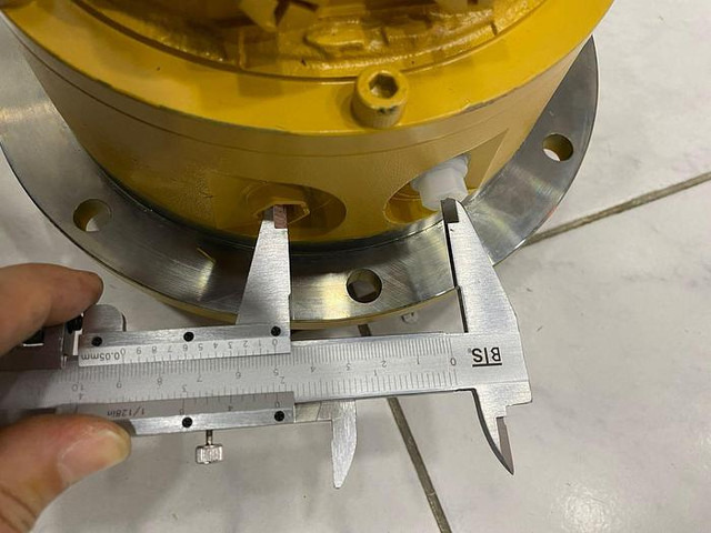 Bomag Fahrmotor (Poclain) 05816293 - Roller: picture 5 Bomag Fahrmotor (Poclain) 05816293 - Roller: picture 5