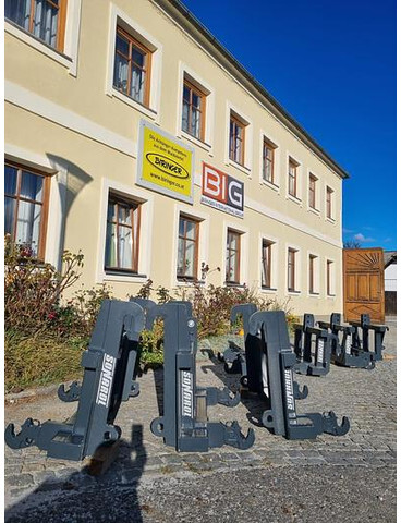 Sonarol JCB, Merlo, Euro Adapter auf Dreipunkt Aufnahme KATII HERBST AKTION!! - Construction machinery: picture 3 Sonarol JCB, Merlo, Euro Adapter auf Dreipunkt Aufnahme KATII HERBST AKTION!! - Construction machinery: picture 3