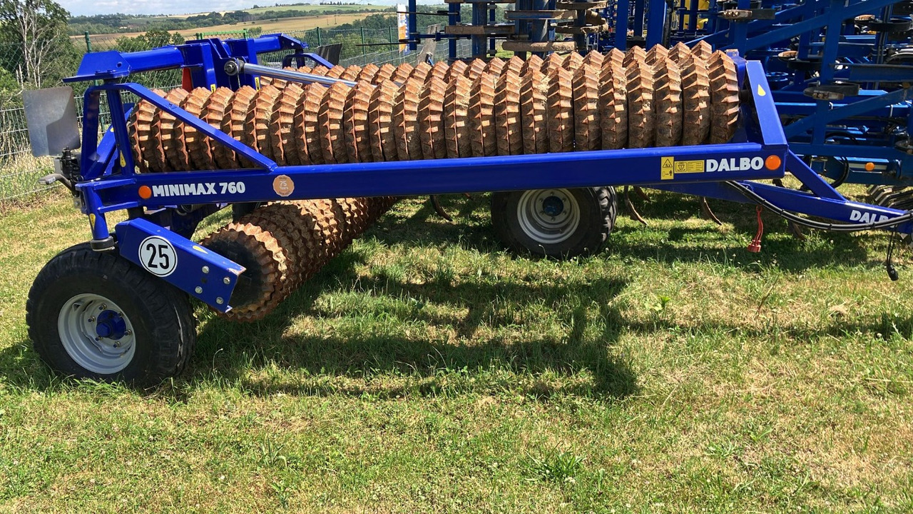 Dalbo Minimax 760 - Farm roller: picture 5 Dalbo Minimax 760 - Farm roller: picture 5