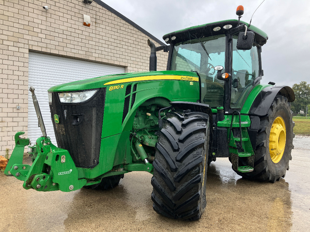 John Deere 8310R - Farm tractor: picture 1 John Deere 8310R - Farm tractor: picture 1
