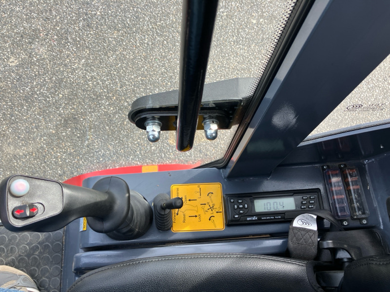 Toyo KU 826/ Radlader/ Hoflader/ Kompaktlader/... - Loader: picture 2 Toyo KU 826/ Radlader/ Hoflader/ Kompaktlader/... - Loader: picture 2