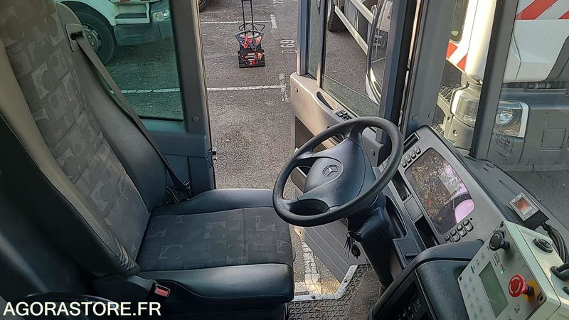BA 543 PD - MERCEDES ECONIC 2633 - 2010 - 256434KM - Garbage truck: picture 5 BA 543 PD - MERCEDES ECONIC 2633 - 2010 - 256434KM - Garbage truck: picture 5