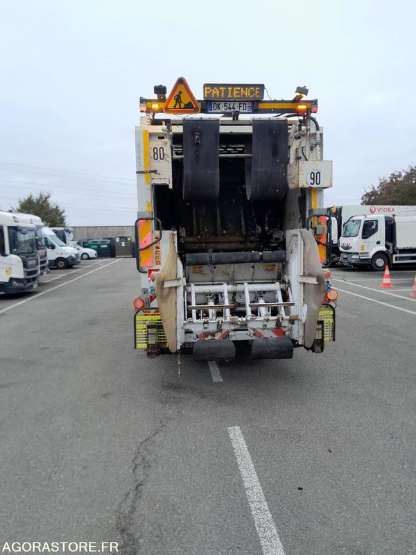 BOM 19T SCANIA GNC NON ROULANT (6045-66ICAM571X) - Garbage truck: picture 3 BOM 19T SCANIA GNC NON ROULANT (6045-66ICAM571X) - Garbage truck: picture 3