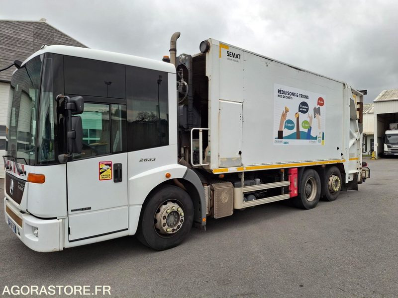 BOM Mercedes Econic 292045 kms 2013 - CW-067-TW - Garbage truck: picture 3 BOM Mercedes Econic 292045 kms 2013 - CW-067-TW - Garbage truck: picture 3