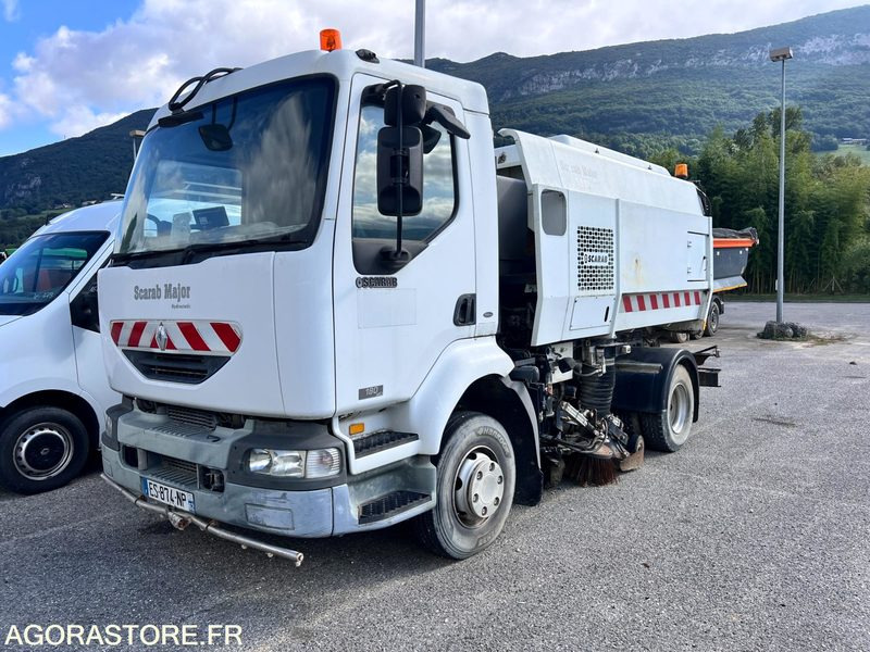 CAMION BALAYEUSE - RENAULT SCARAB MAJOR - 2004 - Road sweeper: picture 1 CAMION BALAYEUSE - RENAULT SCARAB MAJOR - 2004 - Road sweeper: picture 1