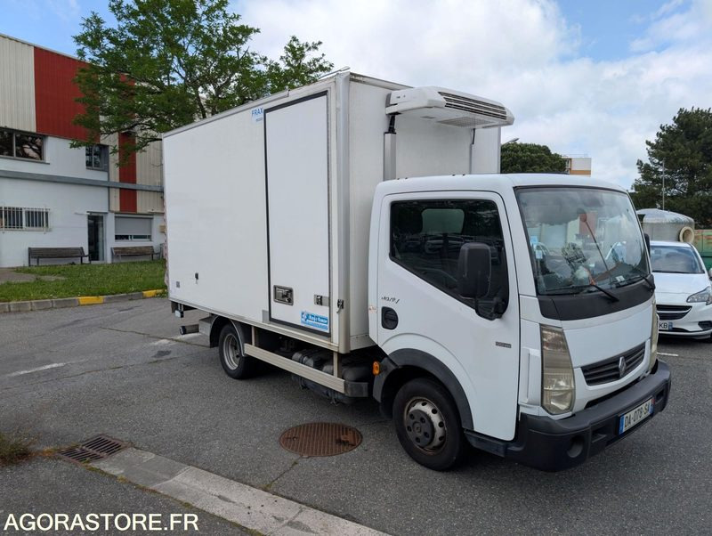 CAMION HAYON FRIGORIFIQUE MOINT DE 3T5 RENAUT MAXITY - Refrigerated van: picture 3 CAMION HAYON FRIGORIFIQUE MOINT DE 3T5 RENAUT MAXITY - Refrigerated van: picture 3
