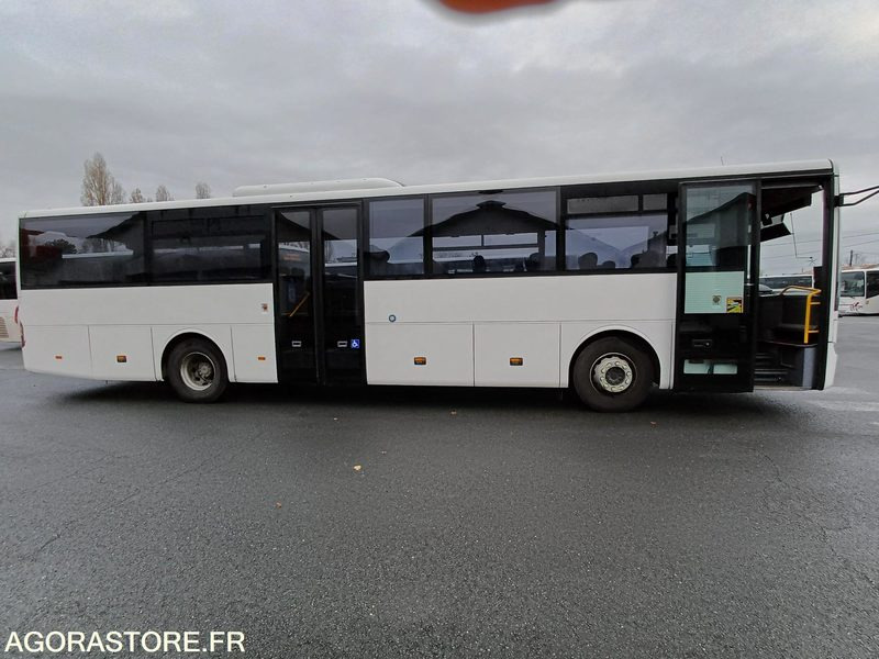 CAR MERCEDES INTOURO 1005 MEC2010 / 523 287KM AT-512-GK - School bus: picture 2 CAR MERCEDES INTOURO 1005 MEC2010 / 523 287KM AT-512-GK - School bus: picture 2