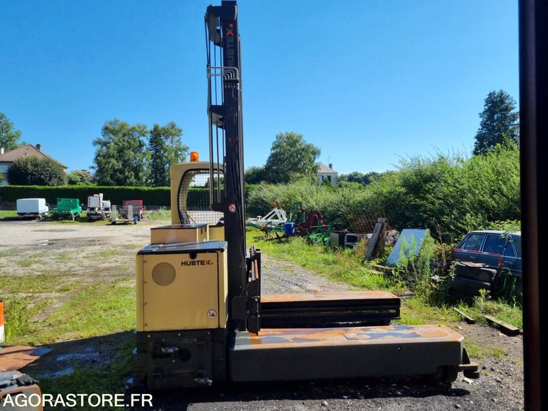 CHARIOT MULTIDIRECTIONNEL HUBTEX MQ-40 21-25 EL - 2011 - Electric forklift: picture 3 CHARIOT MULTIDIRECTIONNEL HUBTEX MQ-40 21-25 EL - 2011 - Electric forklift: picture 3