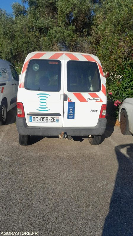 CITROEN BERLINGO BC058ZE // 2010 NON ROULANT - Small van: picture 3 CITROEN BERLINGO BC058ZE // 2010 NON ROULANT - Small van: picture 3