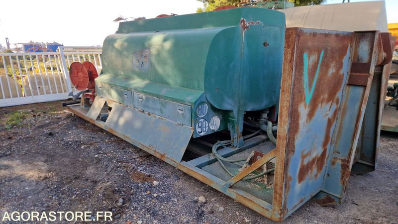 Citerne à eau avec système d'arrosage - HS - Garden equipment: picture 2 Citerne à eau avec système d'arrosage - HS - Garden equipment: picture 2