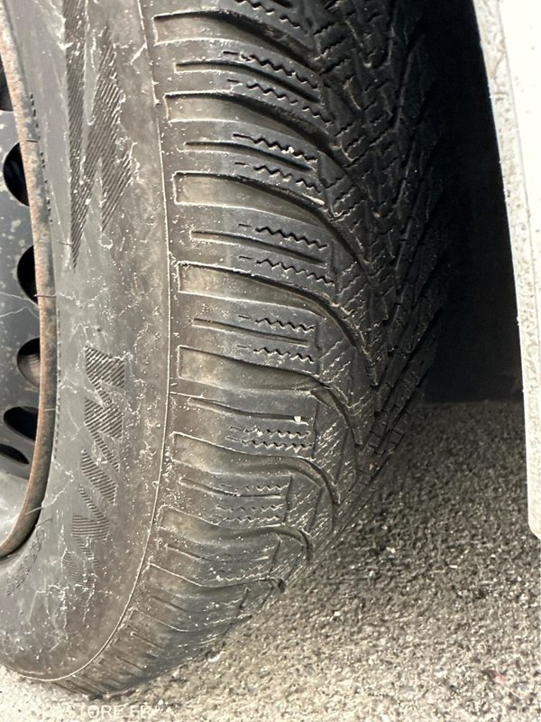 Clio 4 Société Air MédiaNav Ener - 2016 / 174160 KM (P0403661) - Car: picture 5 Clio 4 Société Air MédiaNav Ener - 2016 / 174160 KM (P0403661) - Car: picture 5