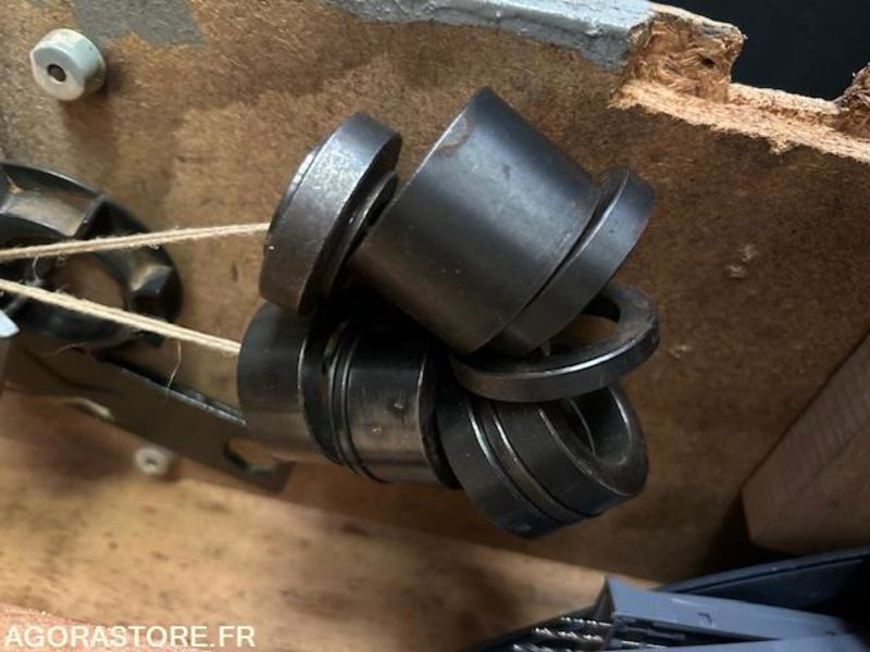 Combiné de menuisier C310e LUREM (380V) - avec outils et fraise de toupie - Tool/ Equipment: picture 5 Combiné de menuisier C310e LUREM (380V) - avec outils et fraise de toupie - Tool/ Equipment: picture 5