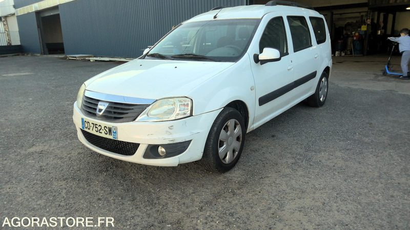 DACIA LOGAN MCV 1,5 DCI 90CV DE 2012 161000 KMS - Car: picture 2 DACIA LOGAN MCV 1,5 DCI 90CV DE 2012 161000 KMS - Car: picture 2
