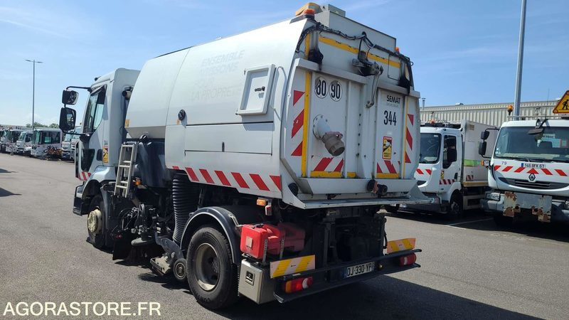 DJ 330 YP - RENAULT MIDLUM 220 - 2014 - 96138KM - Road sweeper: picture 3 DJ 330 YP - RENAULT MIDLUM 220 - 2014 - 96138KM - Road sweeper: picture 3