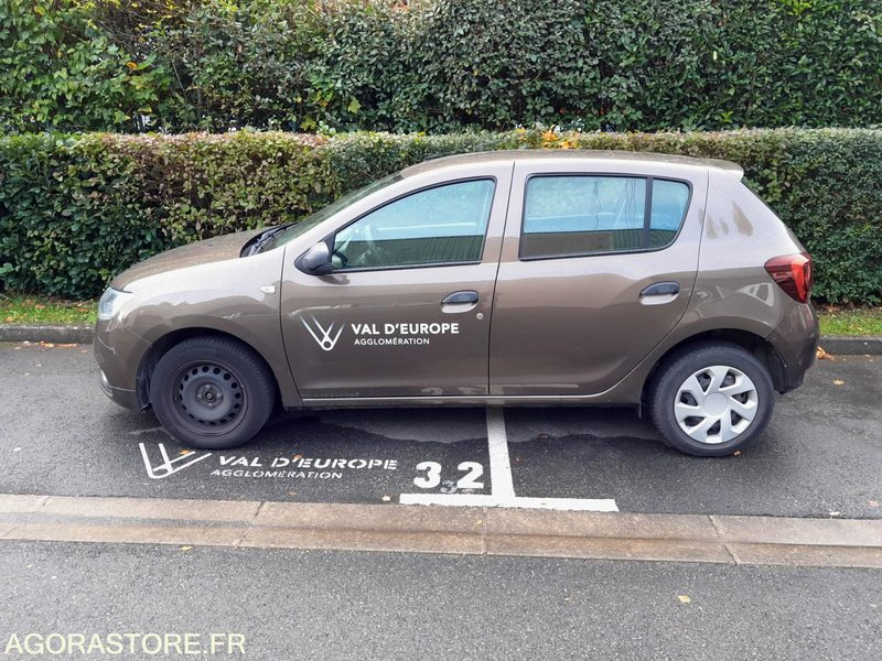 Dacia SADERO - Car: picture 1 Dacia SADERO - Car: picture 1