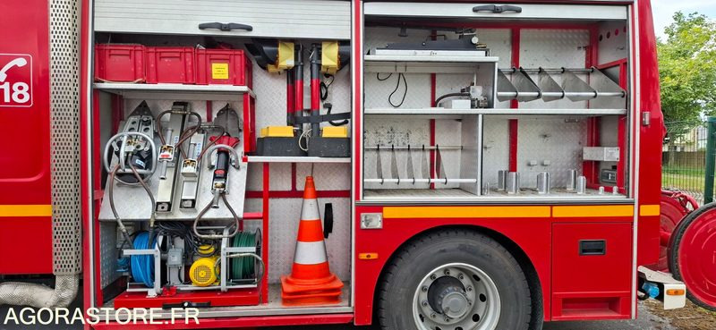 FOURGON POMPE TONNE SR - RENAULT PREMIUM - 522 ZC 29 - Fire truck: picture 3 FOURGON POMPE TONNE SR - RENAULT PREMIUM - 522 ZC 29 - Fire truck: picture 3