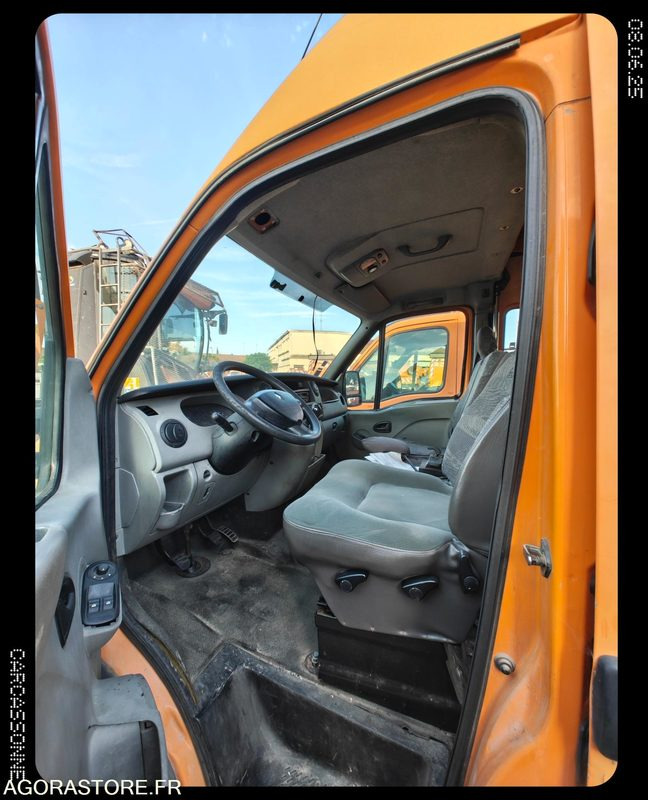 Fourgon Renault MASTER BZ-938-TX - Moteur tournant - Voyant airbag allumé - Panel van: picture 3 Fourgon Renault MASTER BZ-938-TX - Moteur tournant - Voyant airbag allumé - Panel van: picture 3