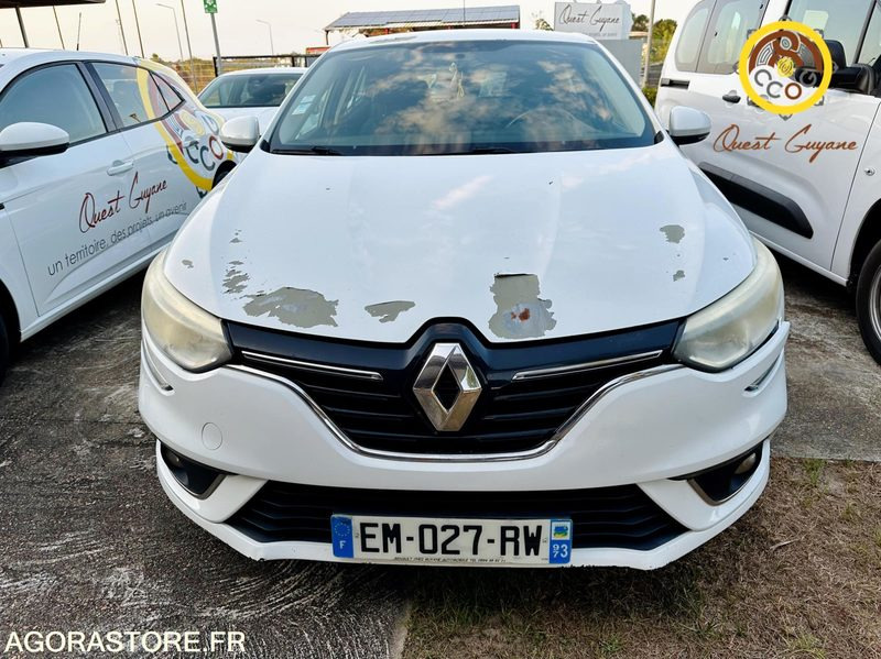 GUYANE FRANCAISE CONTINENT SUD AMERICAIN-RENAULT MEGANE 4_2017_128145 KM - Car: picture 2 GUYANE FRANCAISE CONTINENT SUD AMERICAIN-RENAULT MEGANE 4_2017_128145 KM - Car: picture 2
